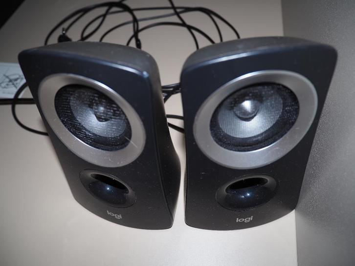 Logitech Z313 Sound system met Subwoofer, Computers en Software, Pc speakers, Gebruikt, Audiokanaal 2.1, Ophalen of Verzenden
