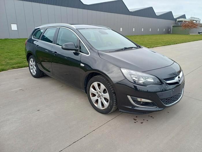 Opel Astra 1.6.TD Euro 6B déjà approuvée pour la vente, Autos, Opel, Particulier, Astra, Air conditionné, Ordinateur de bord, Verrouillage central