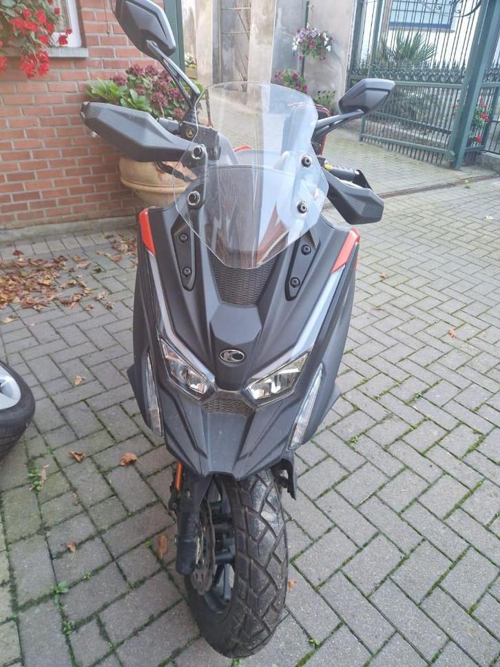 Kymco DTX 125 motorscooter – zo goed als nieuw!, Fietsen en Brommers, Scooters | Kymco, Zo goed als nieuw, Overige modellen, Benzine