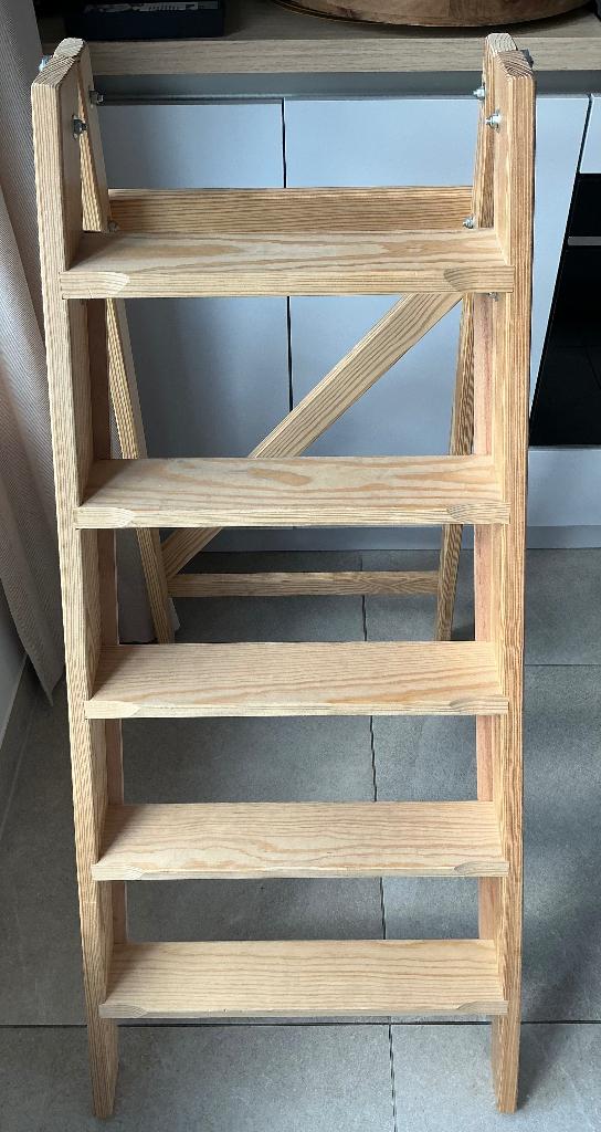 Houten trapladder, Ophalen, Zo goed als nieuw, Ladder, Opvouwbaar of Inschuifbaar