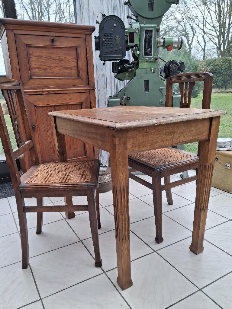 Antieke tafeltje met 2 stoelen, Antiek en Kunst, Ophalen