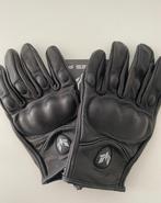 Motor handschoenen, Ophalen, Handschoenen