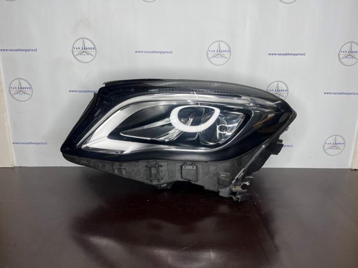 Koplamp links van een Mercedes GLA, Auto-onderdelen, Verlichting, Mercedes-Benz, Gebruikt, 3 maanden garantie