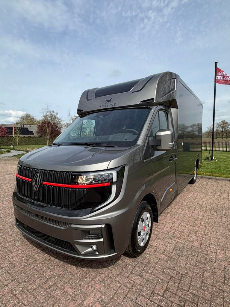Nieuw! Luxe Renault Ameline paardencamionette! 2026!, Animaux & Accessoires, Chevaux & Poneys | Semi-remorques & Remorques, Enlèvement