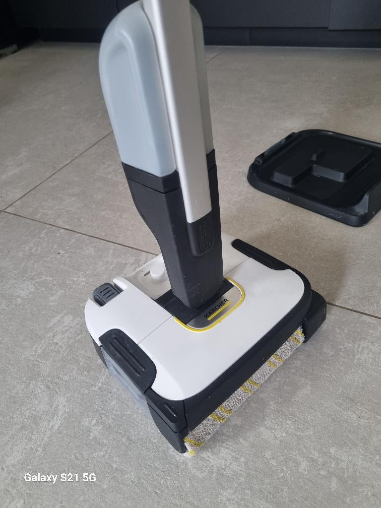 Nettoyeur de sol, Enlèvement, Brosse ou Balai