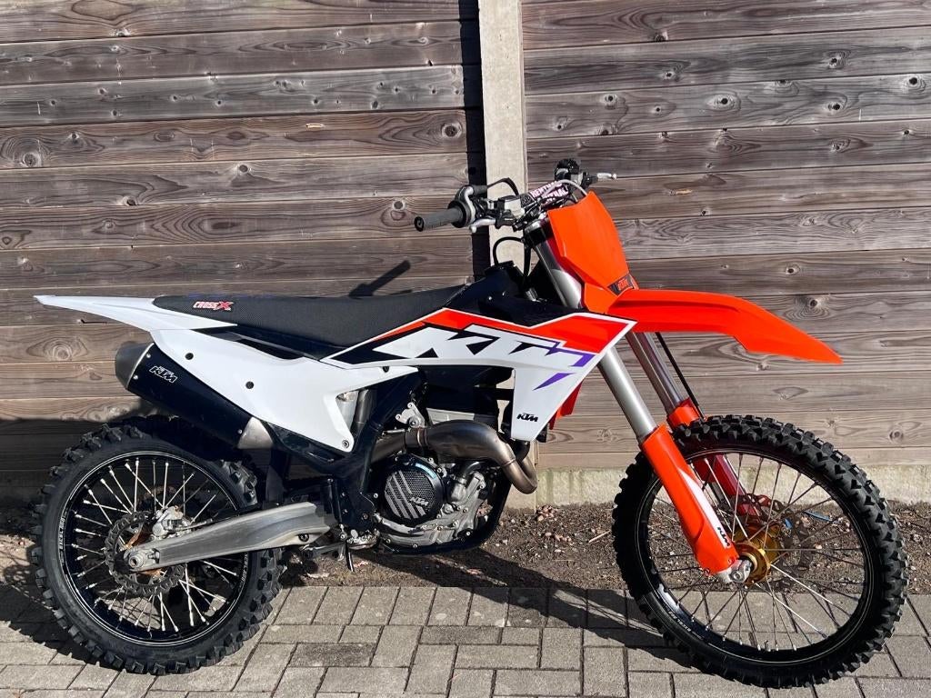 KTM 250 SX-F 2024, Motoren, 250 cc, Crossmotor, Gebruikt, Bedrijf