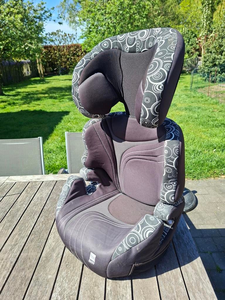 Autostoel grijs, Enlèvement