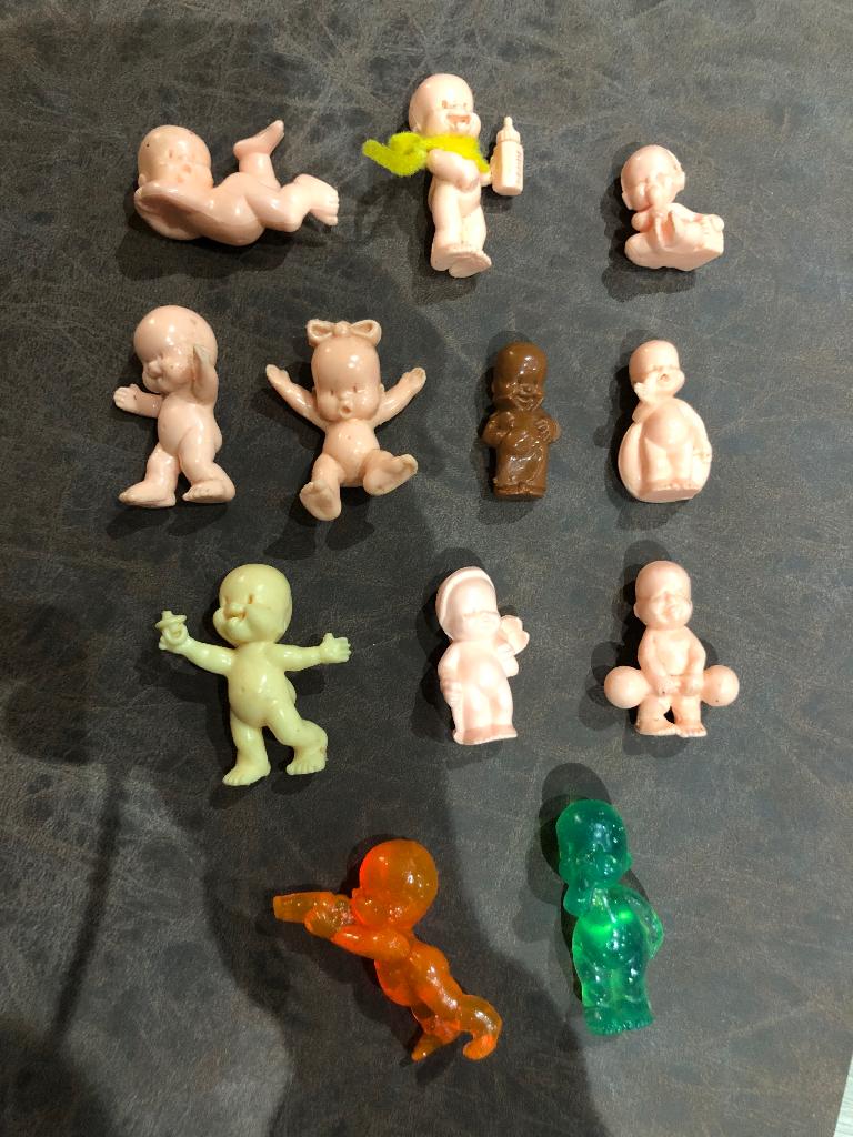 Baby’tje, kleine speelgoed baby’tje, Ophalen, Zo goed als nieuw