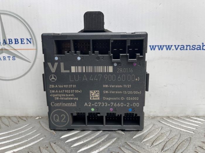 Centrale Deurvergrendelings Module van een Mercedes Vito, Gebruikt, -, -, 3 maanden garantie