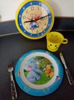 Winnie the Pooh analoge klok , kinderbord + beker + bestek, Ophalen of Verzenden, Zo goed als nieuw, Klok