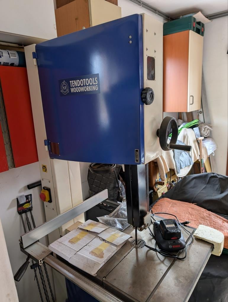 Scie à ruban bois., Enlèvement, Scie à ruban