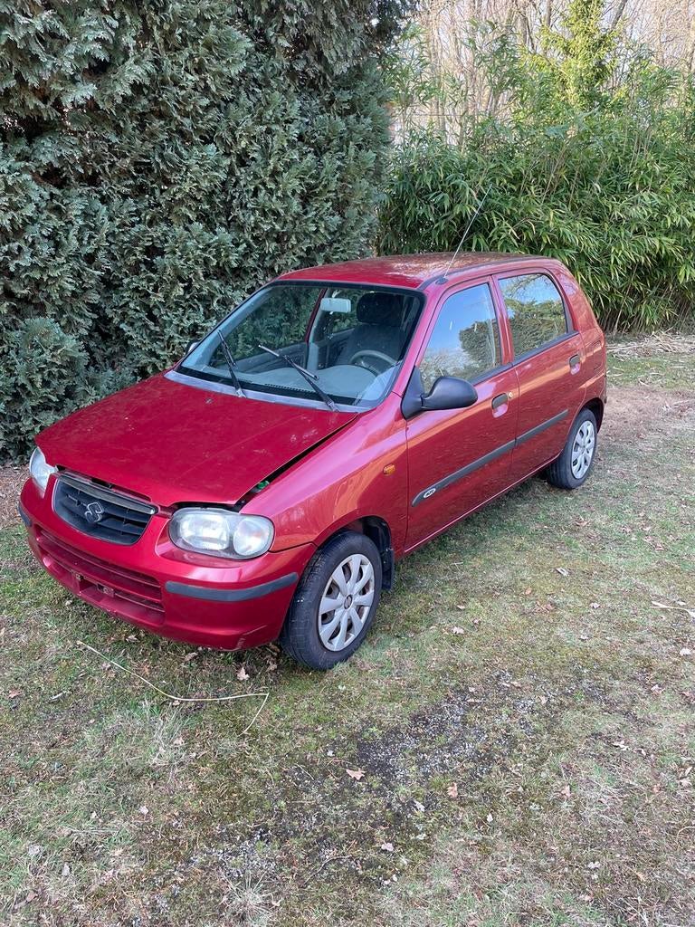 Suzuki alto voor onderdelen, Autos, Suzuki, Rouge, Achat, Bleu, 5 portes