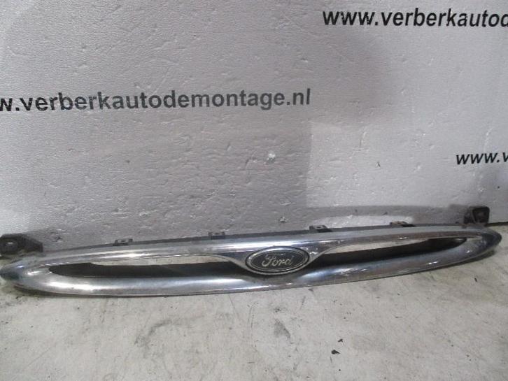GRILLE Ford Escort 6 (AAL / ABL) (95ab-2200-c), Auto-onderdelen, Carrosserie, Ford, Gebruikt