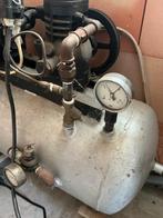 Lucht compressor, Doe-het-zelf en Bouw, Compressors, 25 tot 100 liter, Ophalen, Zo goed als nieuw, 10 bar of meer