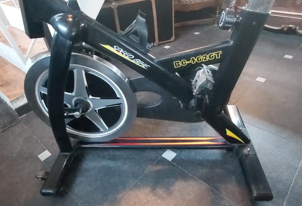 Hometrainer, Ophalen, Zo goed als nieuw, Hometrainer