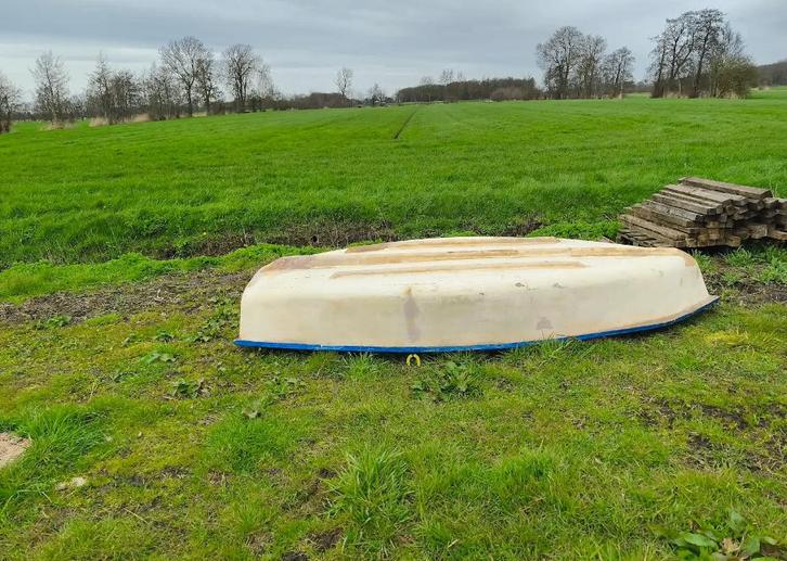 Mooie poleyester boot, Watersport en Boten, Overige Watersport en Boten, Gebruikt, Ophalen