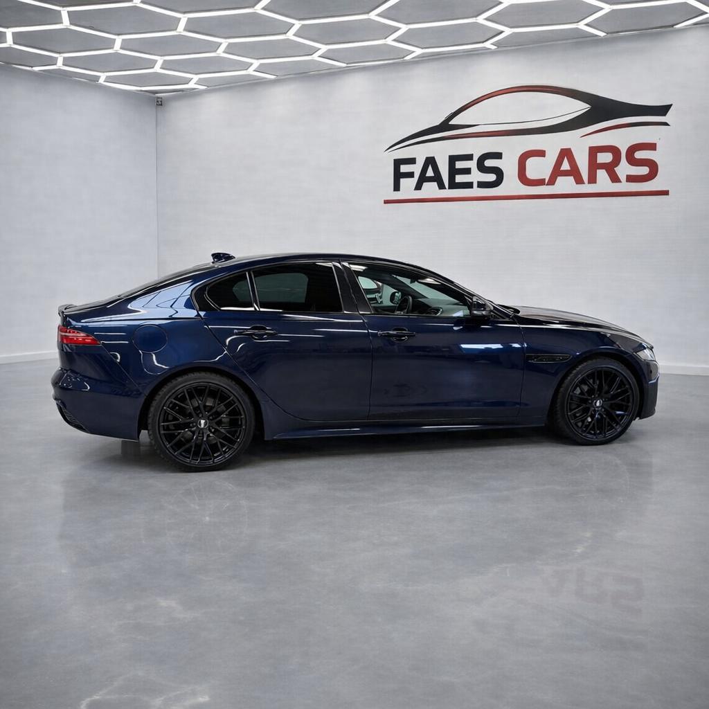 jaguar XE reeds model 2020 R-Dynamic, Auto's, Jaguar, 1800 kg, 4 cilinders, Blauw, Leder