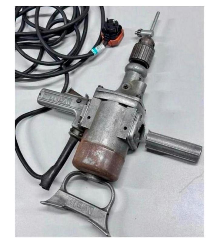 Wolf Electric Heavy Duty drill 250 volt boor machine vintage, Doe-het-zelf en Bouw, Gereedschap | Boormachines, Gebruikt, Boormachine