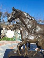 STATUE EN BRONZE SIGNE MILO (la jument et son poulain)., Enlèvement ou Envoi, Bronze