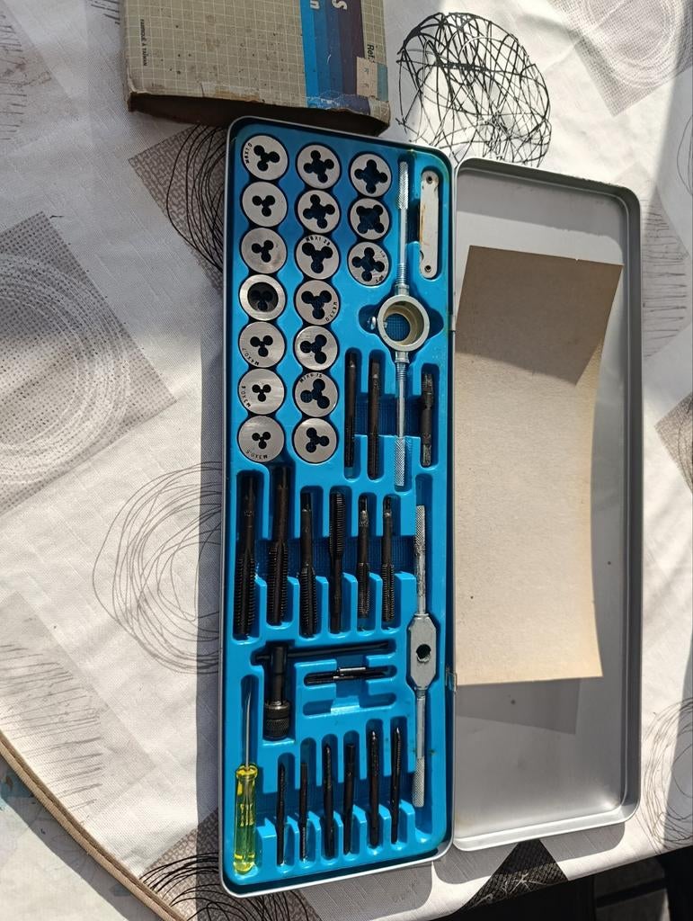 40 st tappen en snijkussens, Ophalen