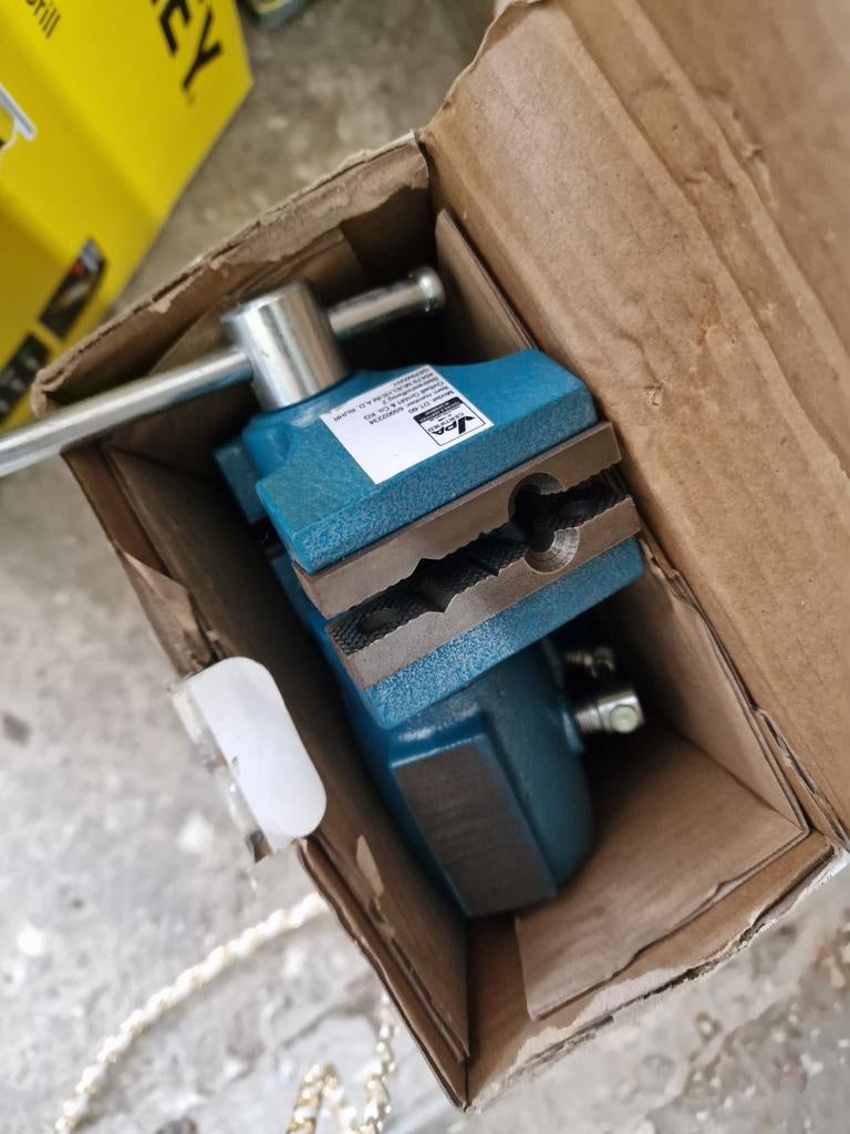 État d'établi comme neuf, Enlèvement