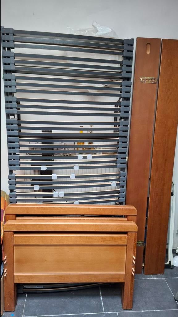 Lit d'une personne sommier électrique, Maison & Meubles, Enlèvement ou Envoi, Une personne, Sommier