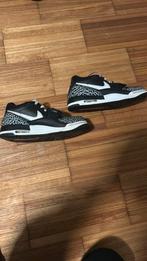 Air Jordan Legacy 312  maat 38, Kleding | Heren, Schoenen, Ophalen, Overige kleuren, Sportschoenen, Zo goed als nieuw