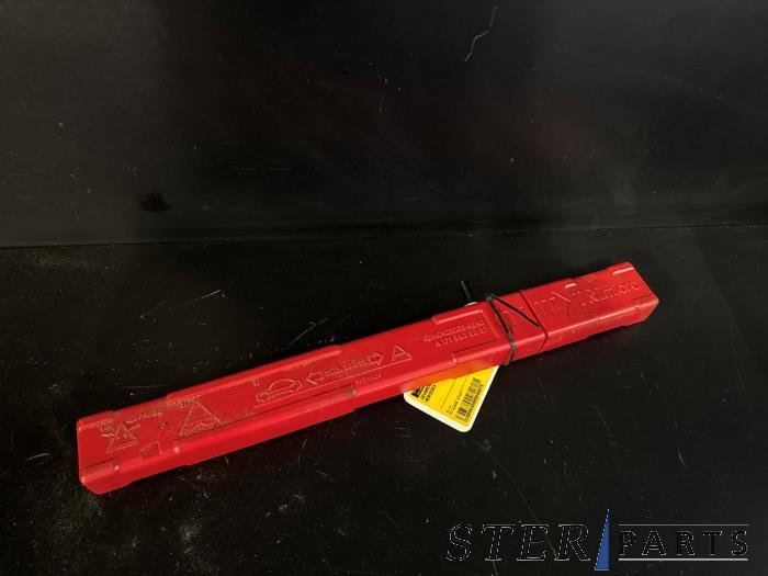 Triangle de présignalisation d'un Mercedes C-Klasse, 3 mois de garantie, Utilisé, -, -