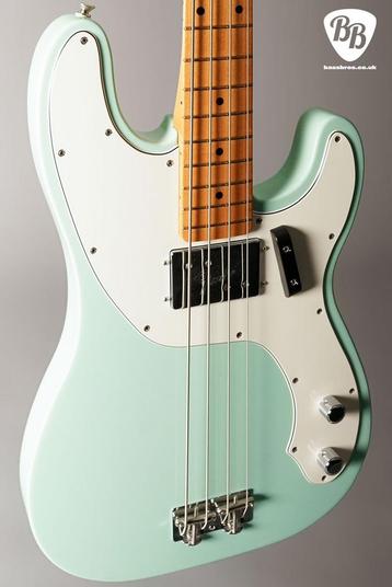 Fender Vintera 70s Telecaster Bass Surf Green beschikbaar voor biedingen