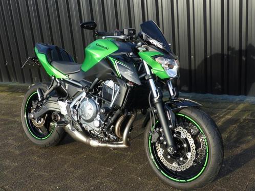 Kawasaki Z 650 met Akrapovic uitlaat, Motoren, Motoren | Kawasaki, Bedrijf, Naked bike, meer dan 35 kW, 2 cilinders, Ophalen