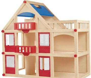 Poppenhuis ( met poppenfamilie en keukentje)  beschikbaar voor biedingen