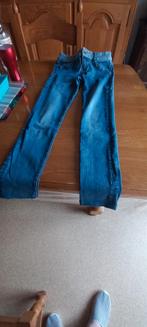 Jean. Pantacourt et jupe, Vêtements | Femmes, Jeans, Enlèvement ou Envoi, Comme neuf