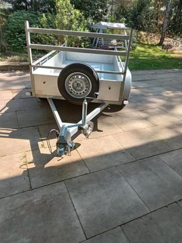 aanhangwagen, Enlèvement, Utilisé