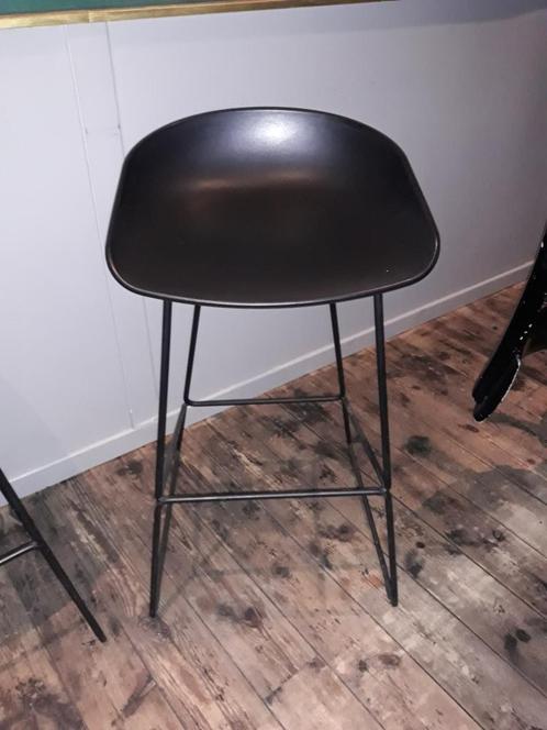 tabouret design HAY, Huis en Inrichting, Barkrukken, Zo goed als nieuw, Metaal, Ophalen