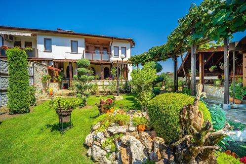 Bulgarije Moderne woning met alle gemakken half uur van zee, Immo, Buitenland, Overig Europa, Woonhuis, Stad