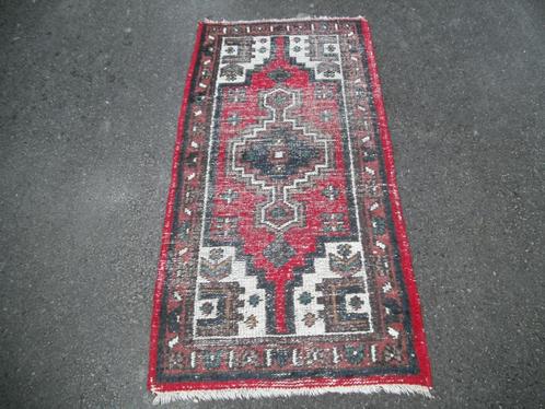 Tapis Antique/Vintage Iran 140x70cm (Varia-099), Antiquités & Art, Tapis & Textile, Enlèvement