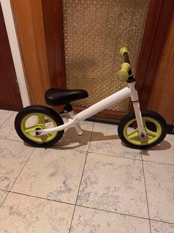 Vélo draisienne 2-4 ansB-Twin beschikbaar voor biedingen