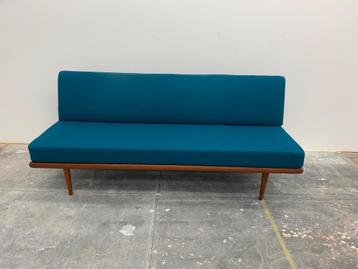 Vintage Deens design Minerva sofa Hvidt & Mølgaard  beschikbaar voor biedingen