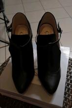 Dames pumps CM Paris, Vêtements | Femmes, Chaussures, Neuf, Enlèvement ou Envoi, Chaussures à haut talons, Cm Paris