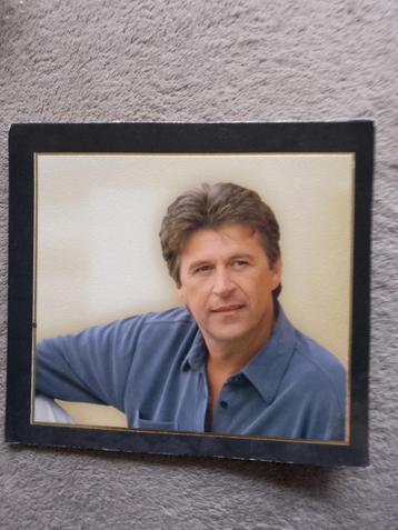 Jo Vally fotokaart, Envoi
