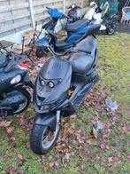 Trottinette 2 temps Suzuki 50cc, toutes les pièces sont disp, Enlèvement ou Envoi