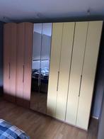 Grote slaapkamer kast en 2 kinder bedjes, Huis en Inrichting, 200 cm of meer, Met hangruimte, Gebruikt, 75 cm of meer