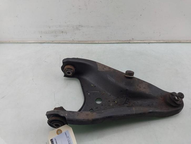 BRAS DE SUSPENSION AVANT GAUCHE (TRIANGLE) Dacia Sandero II, Autos : Pièces & Accessoires, Suspension & Châssis, Dacia, Utilisé