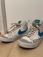 Nike blazers wit en blauw, Kleding | Dames, Sneakers, Nike, Ophalen of Verzenden, Wit