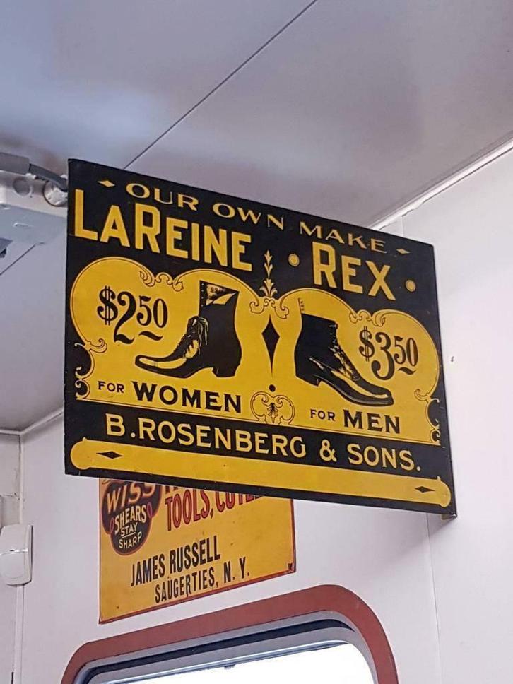 Dubbelzijdig antiek USA tin sign van LaReine Rex shoes., Verzamelen, Merken en Reclamevoorwerpen, Gebruikt, Reclamebord, Ophalen of Verzenden