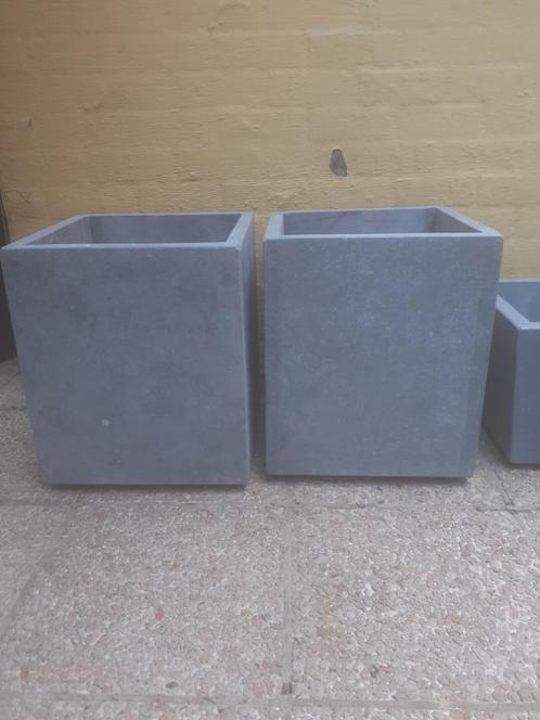 Jardinière en pierre bleue Belge, Tuin en Terras, Bloembakken en Plantenbakken, Nieuw, Steen, Balkon, Tuin, 30 tot 60 cm, Vierkant
