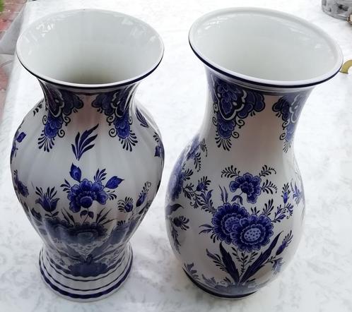 2stuks handvorm verschillend keramiek vazen Dec.bleu holland, Antiquités & Art, Antiquités | Céramique & Poterie, Enlèvement