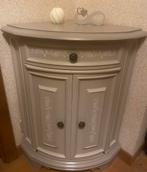 Hoekkastje in cottage stijl, Ophalen