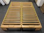 Dubbel bed Pirelli 210cmx160cm + 2 matrassen, Ophalen, Gebruikt