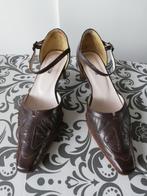 Pumps met enkelbandje, mt 38, Pumps, Bruin, Ophalen of Verzenden, Zo goed als nieuw